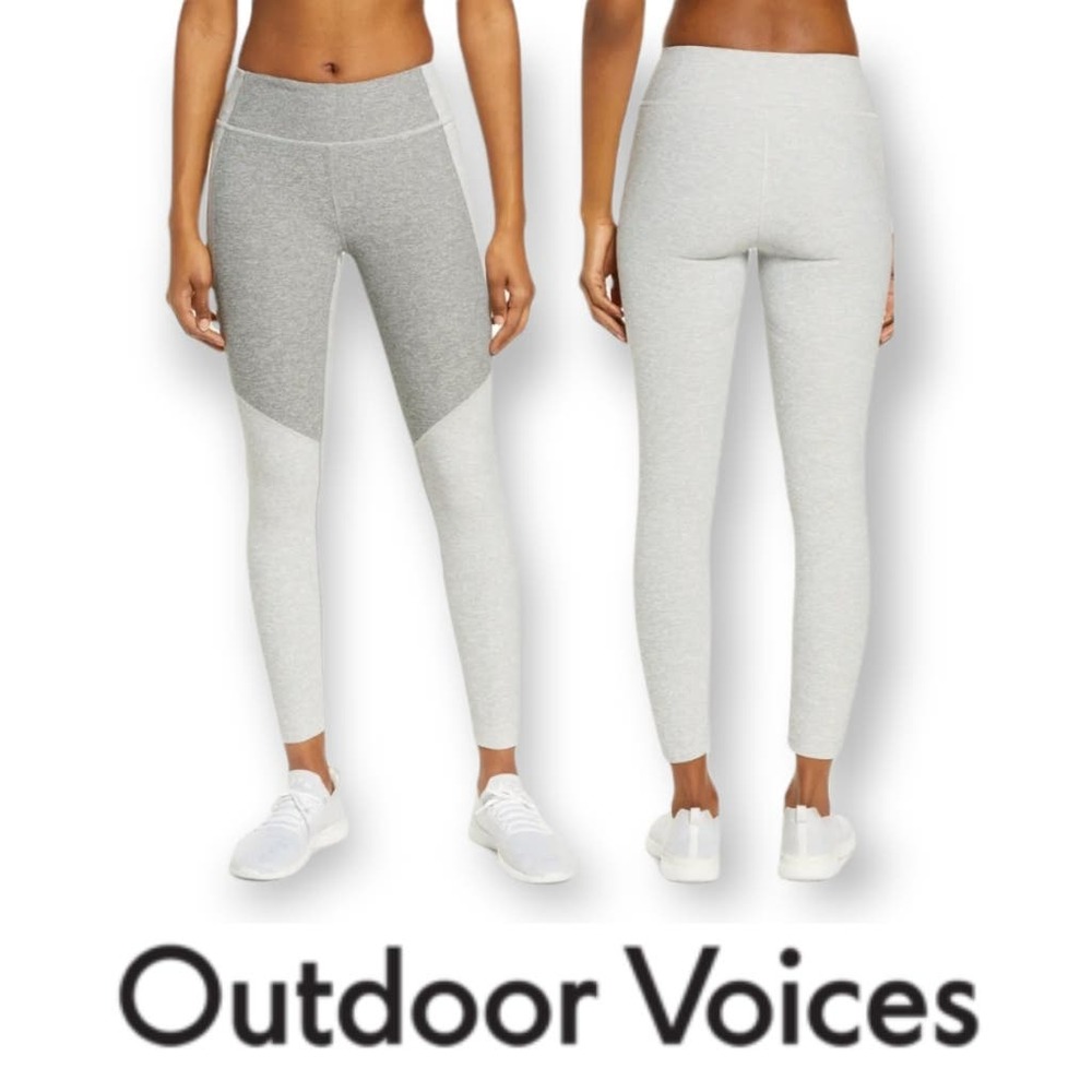 Outdoor Voices Two-Tone Warmup Crop Leggings In Dove/Ash
